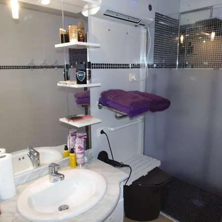 Logis De Nano 招待所 Gratens