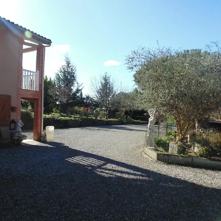 招待所 Logis De Nano