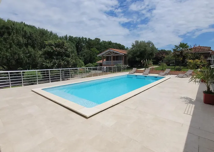 Πανσιόν Logis De Nano *