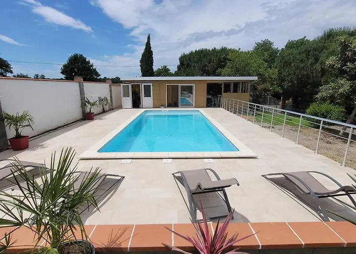 Logis De Nano Πανσιόν *